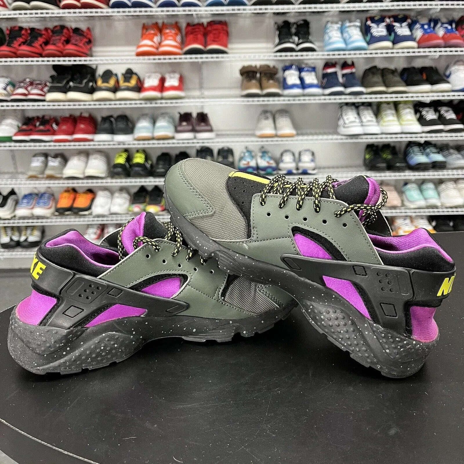 Youth Nike Air Hurarache Run River Rock Cactus AH9713-002 Youth Size 7Y