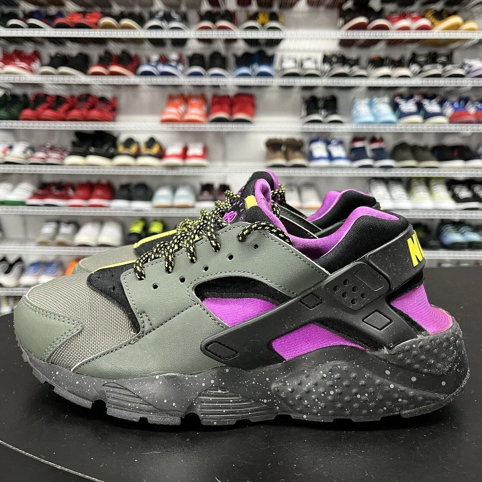 Youth Nike Air Hurarache Run River Rock Cactus AH9713-002 Youth Size 7Y